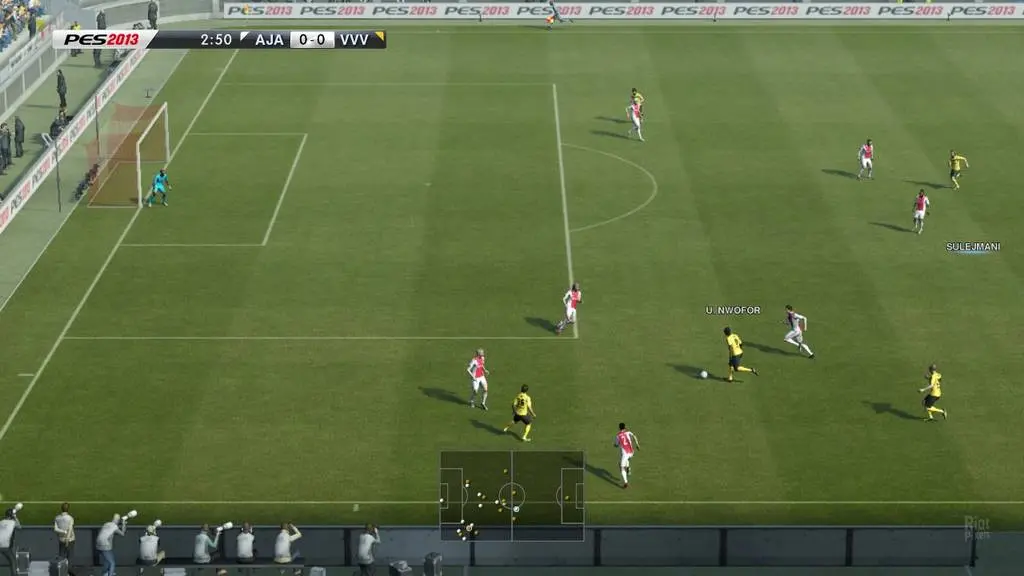 دانلود بازی Pro Evolution Soccer 2013 برای کامپیوتر PC - فوتبال PES